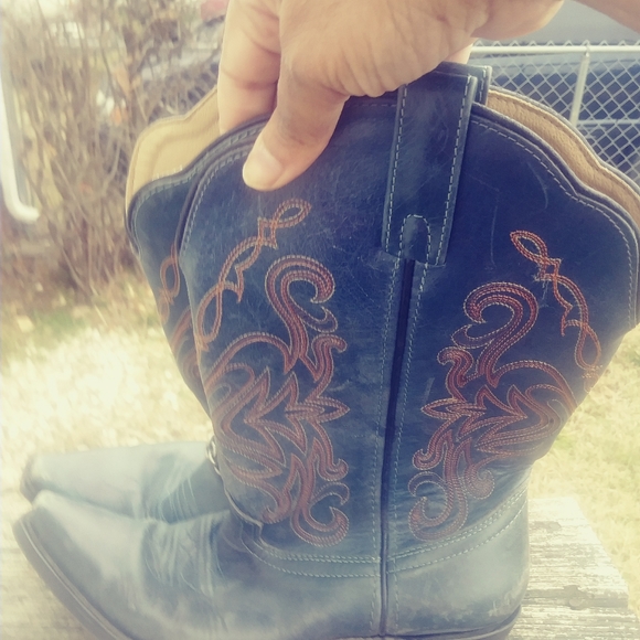 Cowboy boots - Picture 3 of 3